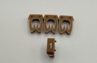 Plastična oznaka otvorena 4-6 mm2  KN4-1