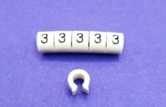 Plastična oznaka otvorena 1,5-2,5 mm2  KN2-3