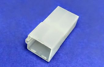 Dvopolno kućište sa zupcem žensko