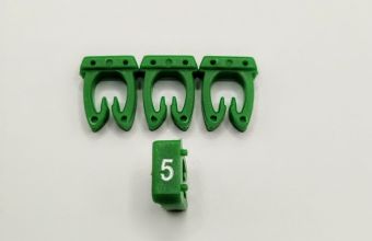 Plastična oznaka otvorena 4-6 mm2  KN4-5